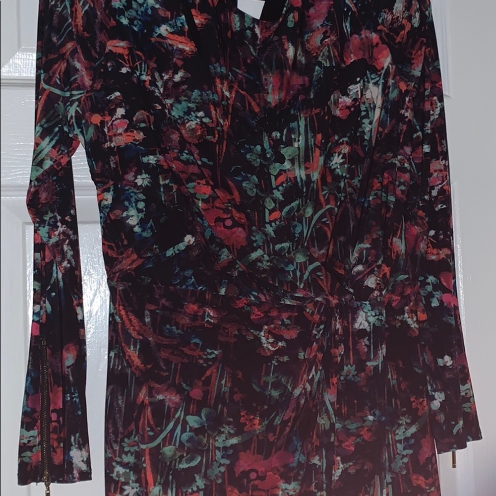 Talia sodi dress with zipper sleeve detail